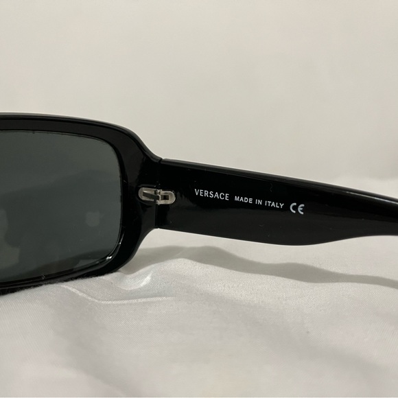 Versace Sunglasses - Picture 5 of 5